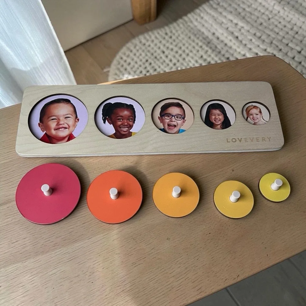 Lovevery Circle of Friends Puzzle Wood Babbler Kit Baby Montessori Toy